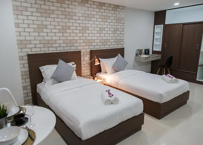 Q Space Hotel